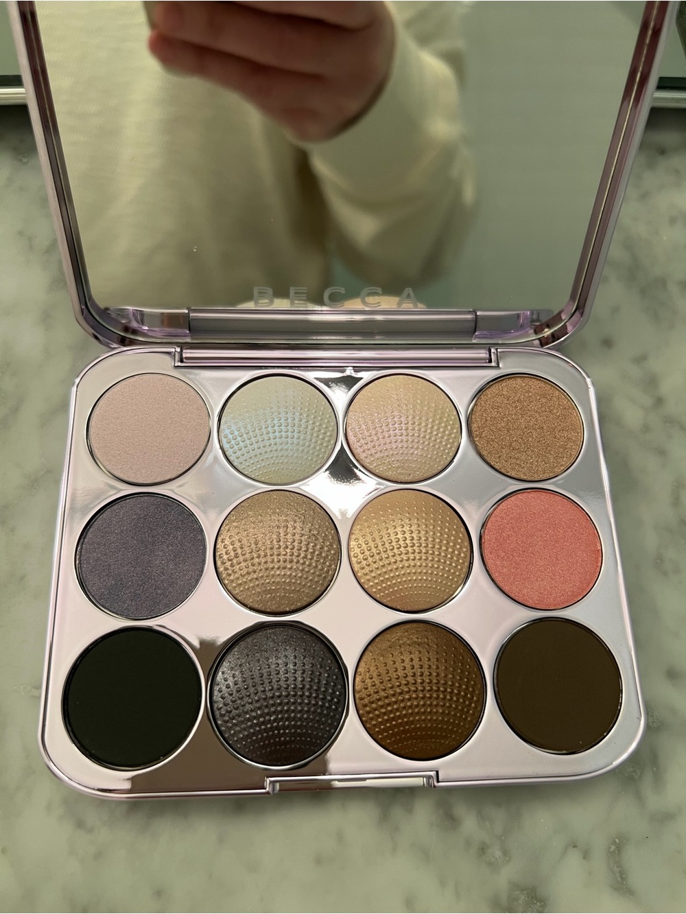 NIB- BECCA Pearl Glow Shimmering Eye Shadow Palette